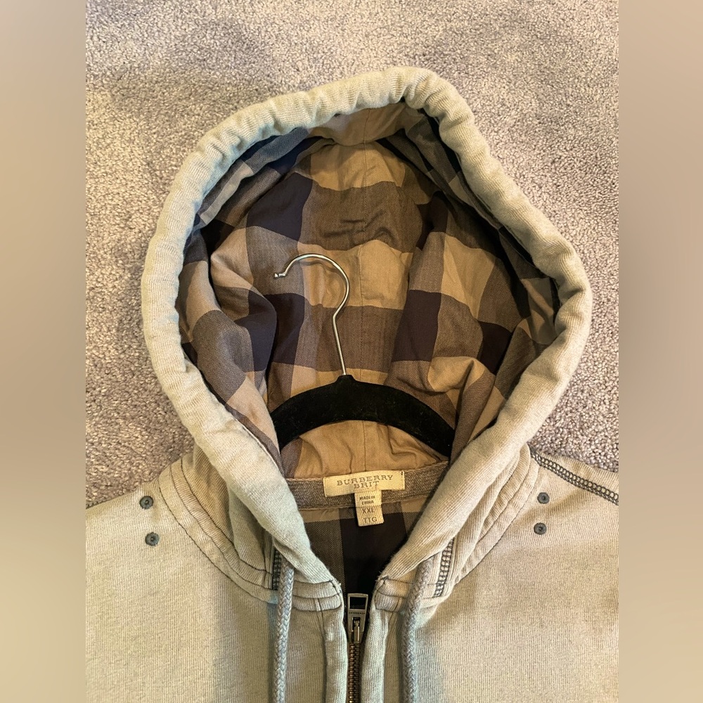 Burberry zip hoodie. Slim fit XXL